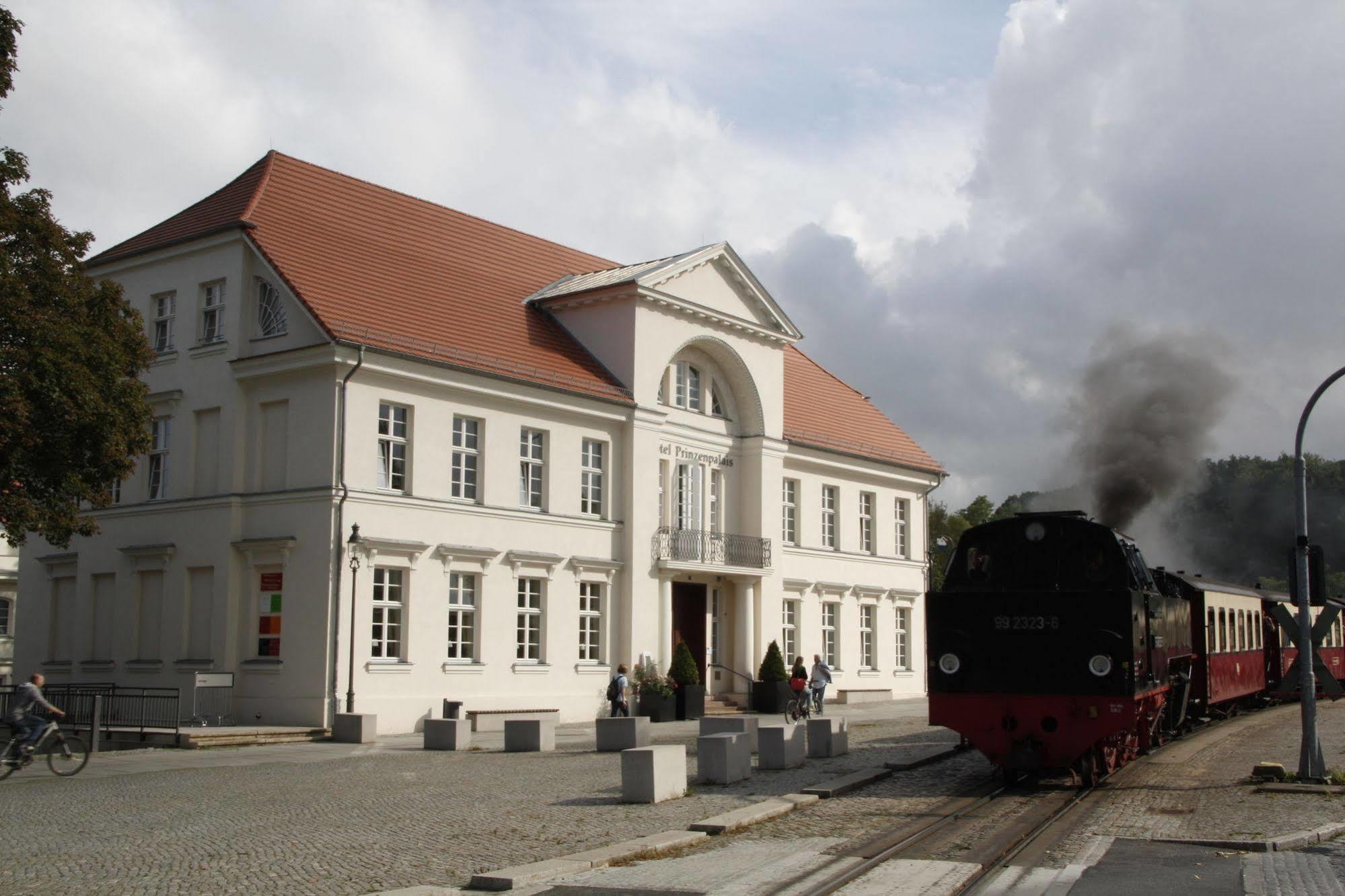 Hotel Prinzenpalais Bad Doberan Ngoại thất bức ảnh